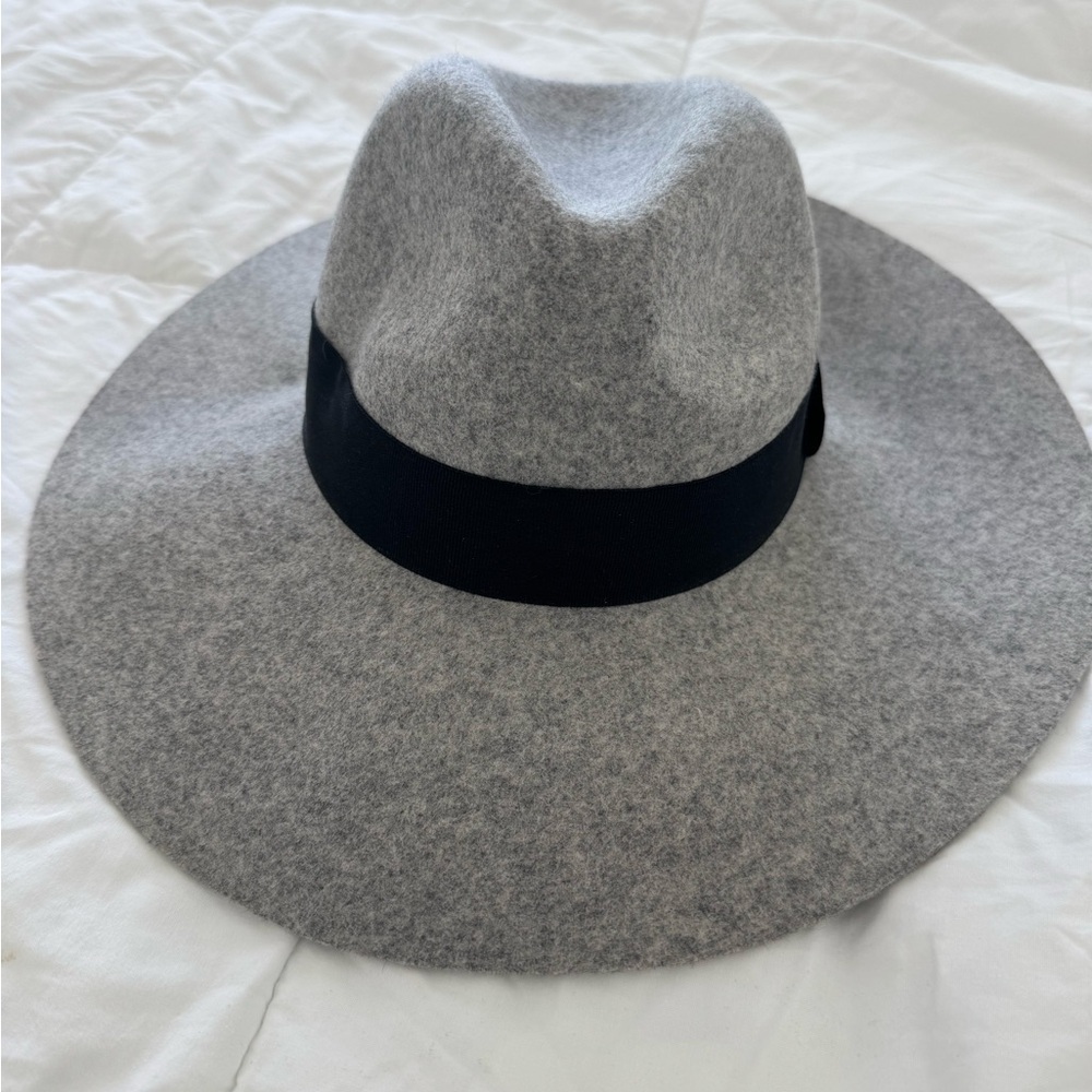 Abercrombie & Fitch Gray Fedora Hat
